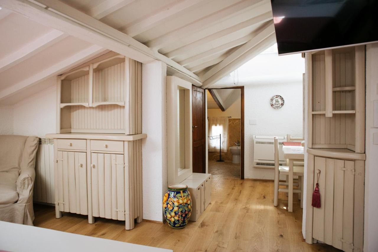 Domus Socolatae Residenza D'Epoca Charming B&B - Adults Only Follonica Exteriör bild