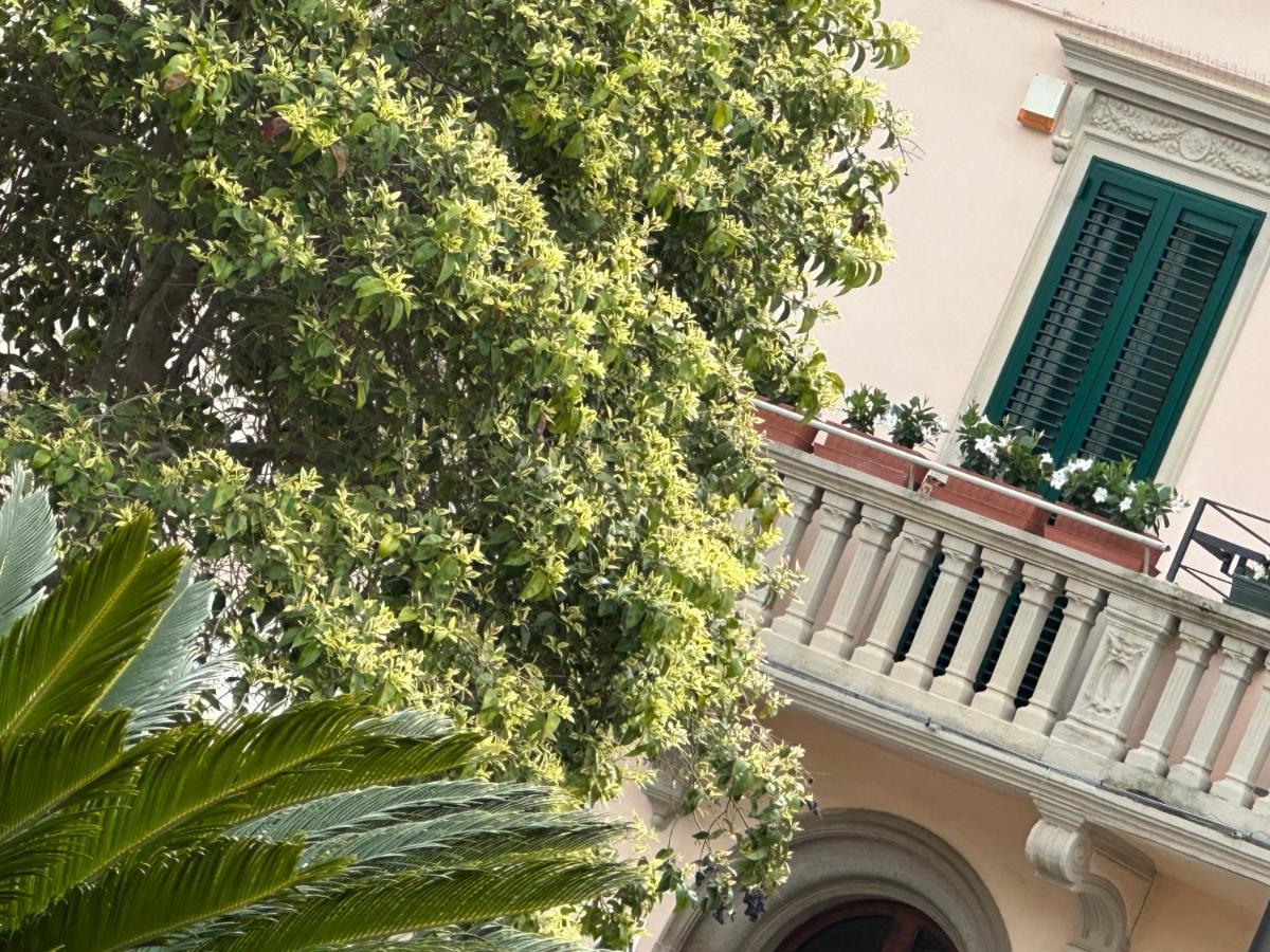 Domus Socolatae Residenza D'Epoca Charming B&B - Adults Only Follonica Exteriör bild