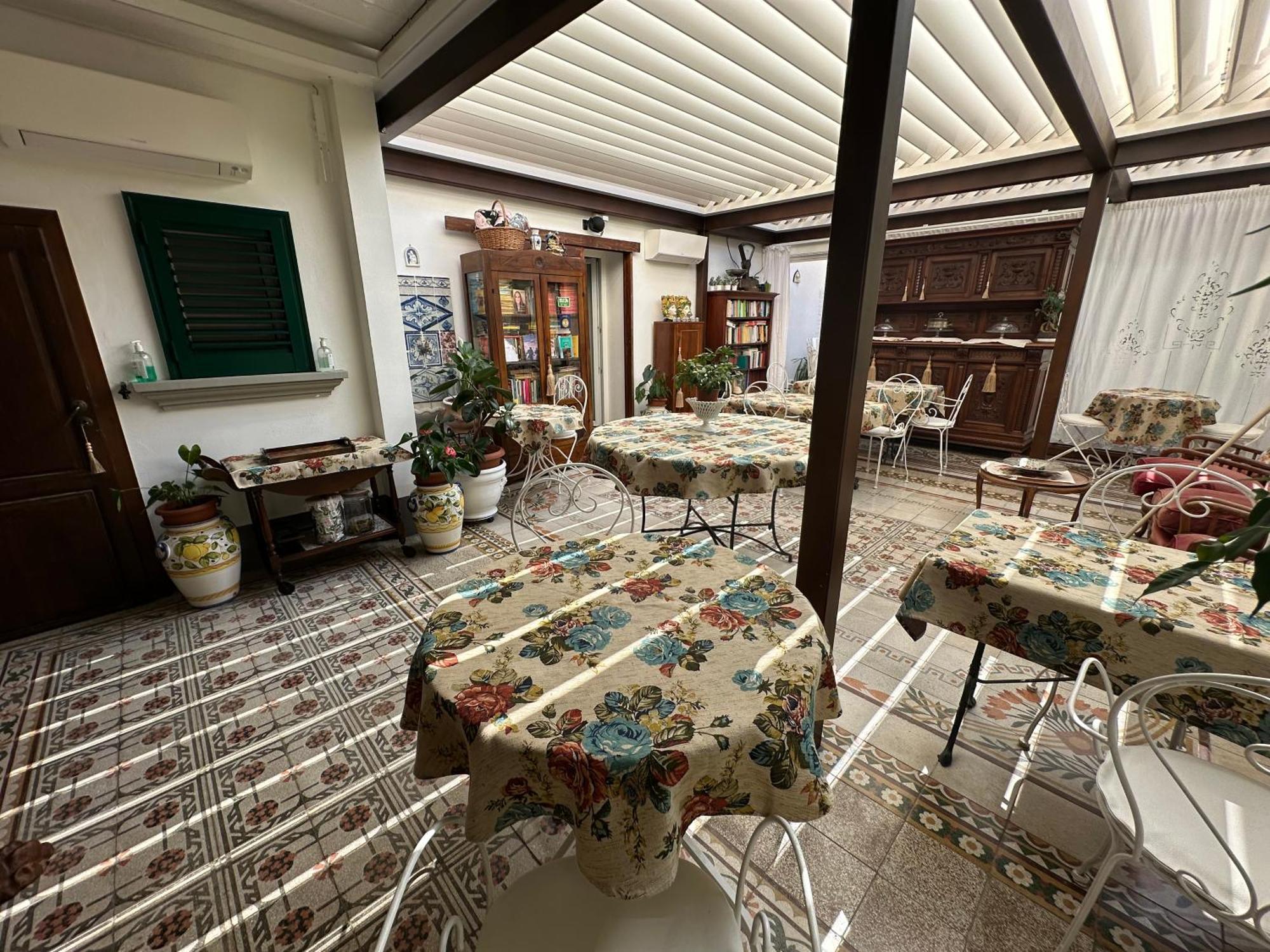 Domus Socolatae Residenza D'Epoca Charming B&B - Adults Only Follonica Exteriör bild